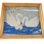 Siuvinėtas paveikslas "Gulbės"