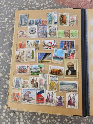 Albumas su pašto ženklais ir degtukų dėžučių etiketėmis - Image 3