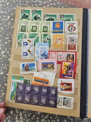 Albumas su pašto ženklais ir degtukų dėžučių etiketėmis - Image 7