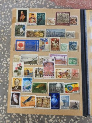 Albumas su pašto ženklais ir degtukų dėžučių etiketėmis - Image 21