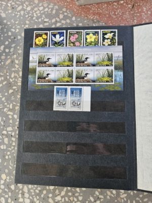 Albumas su pašto ženklais - Image 9