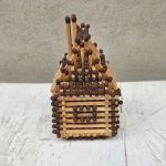 Suvenyras iš degtukų "Namukas"