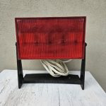 Raudonos šviesos šviestuvas nuotraukų darymui